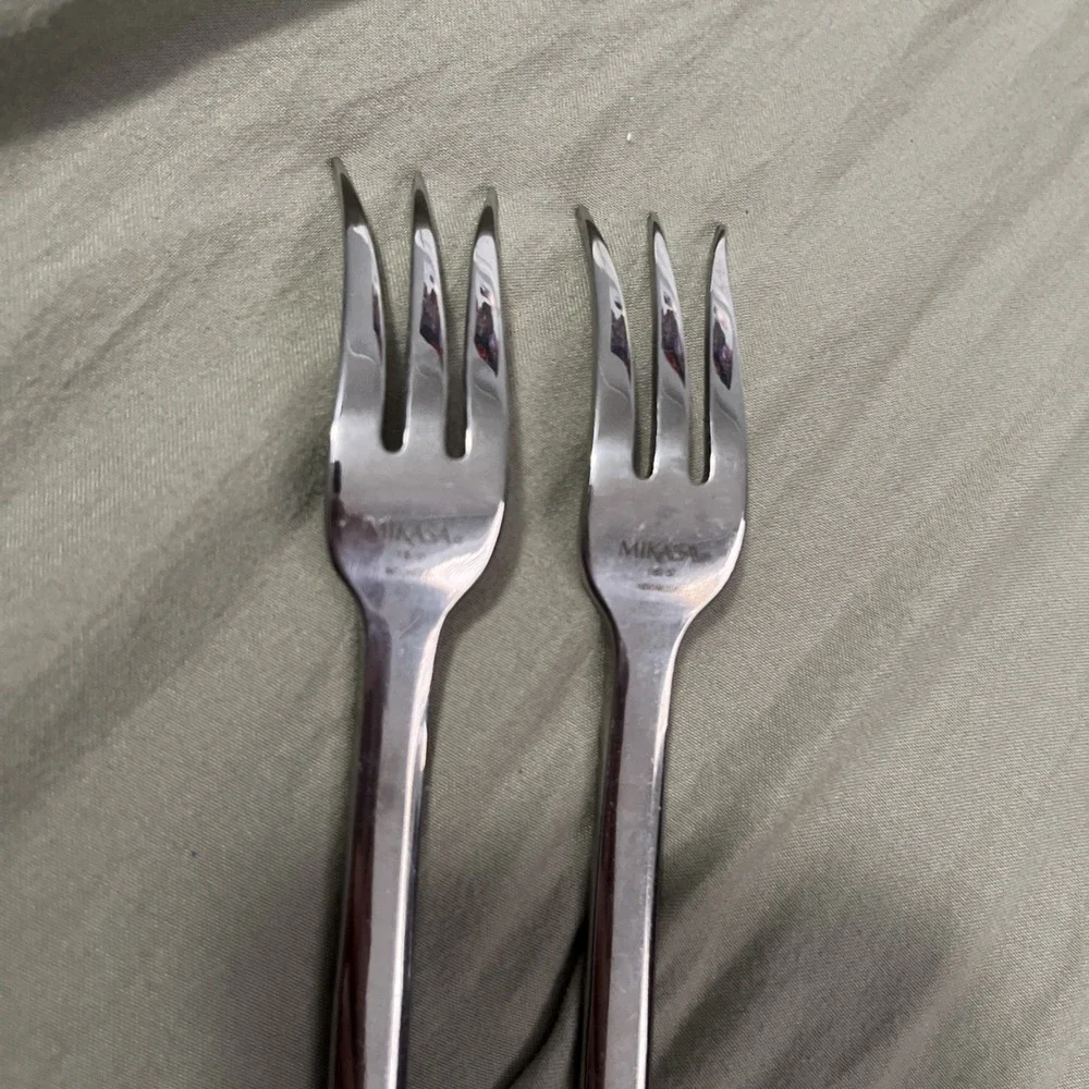 Mikasa  stainless Meat Fork 2 Piece